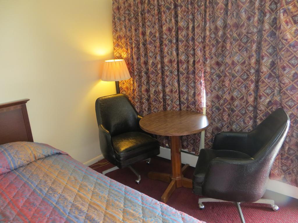 Traveler'S Lodge Салина Екстериор снимка